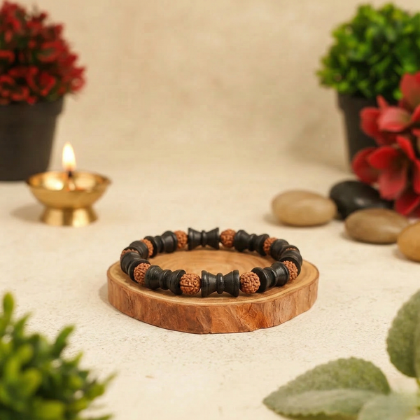 Karungali Rudraksha Damru Energy Bracelet (8mm)