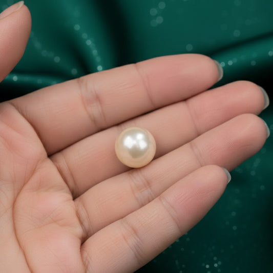 Pearl (Moti) Gemstone